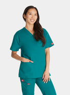 Blouse médicale femme Dickies EDS col en V vert forêt 