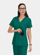 Blouse médicale femme Koi Next Gen Agitation et passion vert forêt