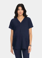 Blouse médicale femme maternité Koi Next Gen À bord - Bleu marine